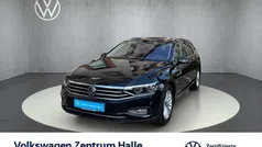Deep black perleffekt Gebraucht 2023 VW Passat Business Kombi | 35.770 € (Fairer Preis)