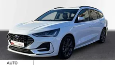 Frostweiß Gebraucht 2024 Ford Focus ST-Line X Kombi | 22.990 € (Guter Preis)
