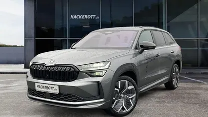 Grau Gebraucht 2025 Skoda Kodiaq SportLine SUV | 62.070 €