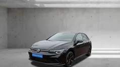 Gebraucht 2024 VW Golf VIII R-line Limousine | 32.900 € (Fairer Preis)