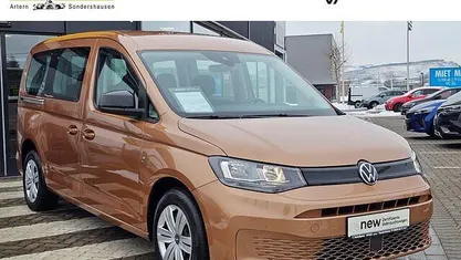 Gebraucht VW Caddy Maxi Trendline 122 PS (89 kW) 2024 Purple (copper bronze metallic (bronze)) Van / Kleinbus