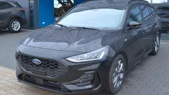 Gebraucht 2025 Ford Focus ST-Line X Limousine | 30.900 € (Fairer Preis)