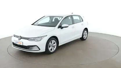 Gebraucht VW Golf VIII Life 131 PS (96 kW) 2020 Weiß Limousine