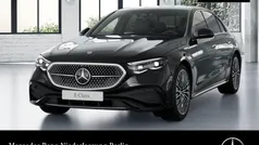 Obsidianschwarz Gebraucht 2025 Mercedes E200 AMG Limousine | 61.999 € (Fairer Preis)