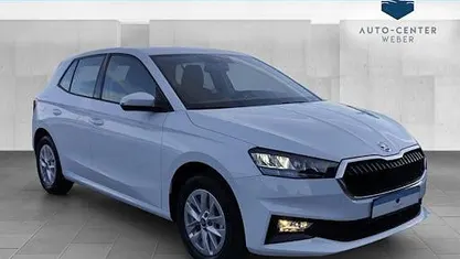 Nouă Skoda Fabia Essence 95 CP (69 kW) 2025 Alb Berlinǎ