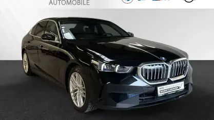 Second-hand BMW i5 Sport Line 250 kW (340 CP) 2024 Negru Berlinǎ