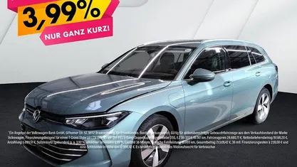 Second-hand VW Passat Business 204 CP (150 kW) 2025 Verde Break