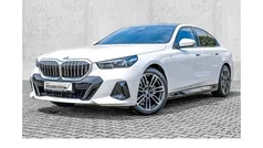 Gebraucht 2024 BMW 520 M Sport Limousine | 56.580 € (Guter Preis)