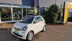 Weiß Gebraucht 2019 Smart ForTwo Cabrio Passion Cabrio | 15.890 € (Fairer Preis)