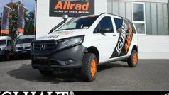 Weiß arktikweiß Gebraucht 2015 Mercedes Vito Van / Kleinbus | 78.999 €