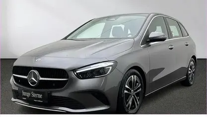 Gebraucht 2024 Mercedes B200 Progressive Van / Kleinbus | 29.740 € (Fairer Preis)