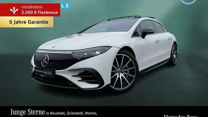 Weiß Gebraucht 2021 Mercedes EQS450+ AMG Limousine | 60.990 € (Teuer)