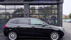 Gebraucht 2019 Mercedes B200 Van / Kleinbus | 21.490 € (Fairer Preis)