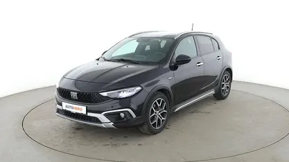 Schwarz Gebraucht 2021 Fiat Tipo Cross Limousine | 12.140 € (Fairer Preis)