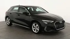 Mythosschwarz metallic Gebraucht 2023 Audi A3 Sportback S-Line Limousine | 32.419 € (Fairer Preis)