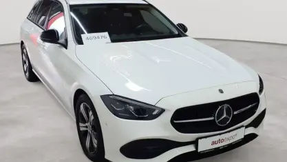 Gebraucht Mercedes C200 204 PS (150 kW) 2023 Polarweiß Kombi
