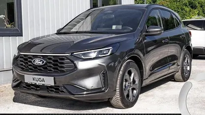 Usata Ford Kuga ST-Line 179 CV (131 kW) 2025 Grigio SUV