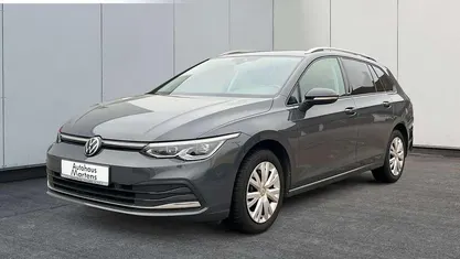 Delfingrau Gebraucht 2023 VW Golf VIII Active Kombi | 25.980 € (Etwas zu teuer)