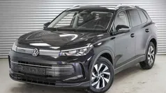 Deep black metallic (2t) Neu 2024 VW Tiguan Life SUV | 39.090 € (Guter Preis)