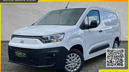 Weiss (549) Gebraucht 2022 Fiat Doblò Van / Kleinbus | 18.990 € (Fairer Preis)