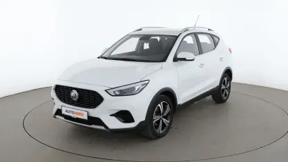 Gebraucht MG ZS Comfort 106 PS (77 kW) 2023 Weiß SUV