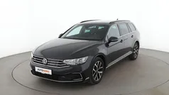 Grau Gebraucht 2021 VW Passat GTE Kombi | 22.490 € (Guter Preis)