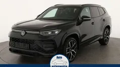 Grenadill schwarz metallic Neu 2025 VW Tayron R-line SUV | 56.995 € (Superpreis)