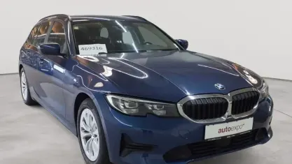 Gebraucht BMW 320 Advantage 184 PS (135 kW) 2022 Phytonicblau metallic Kombi