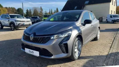 Neu Renault Clio Evolution 2025 Dolomitgrau (grau) Kleinwagen