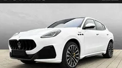 Weiss Gebraucht 2023 Maserati Grecale SUV | 101.990 € (Fairer Preis)
