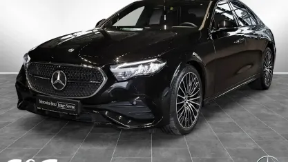 Gebraucht Mercedes E220 AMG 197 PS (144 kW) 2025 Metalliclack obsidianschwarz Limousine