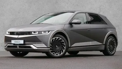 Shooting star / mat Gebraucht 2024 Hyundai Ioniq 5 SUV | 38.250 € (Fairer Preis)