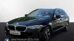 Schwarz Gebraucht 2022 BMW 520 Sport Line Kombi | 31.388 € (Guter Preis)