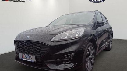 Käytetty Ford Kuga ST-Line X 224 HP (164 kW) 2022 Musta Katumaasturi