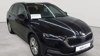 Gebraucht Skoda Octavia Style 150 PS (110 kW) 2023 Blackmagic perleffekt Kombi