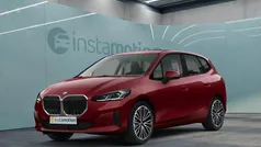 Rot Gebraucht 2024 BMW 218 Active Tourer Van / Kleinbus | 35.599 € (Fairer Preis)
