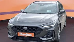 Grau Gebraucht 2024 Ford Focus ST-Line Kombi | 20.980 € (Superpreis)