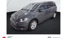 Grau Gebraucht 2024 VW Touran Comfortline Van / Kleinbus | 33.450 € (Fairer Preis)