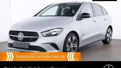 Silber Gebraucht 2024 Mercedes B200 Progressive Van / Kleinbus | 32.890 € (Fairer Preis)