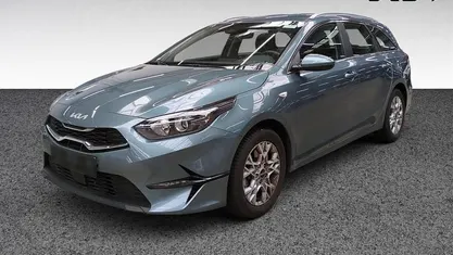 Gebraucht Kia Ceed Vision 140 PS (102 kW) 2025 Grau Kleinwagen