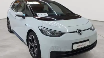Gebraucht VW ID.3 Pro 150 kW (204 PS) 2023 Gletscherweiß metallic / dach schwarz Kleinwagen