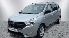 Grau Gebraucht 2021 Dacia Lodgy Comfort Van / Kleinbus | 14.480 € (Fairer Preis)