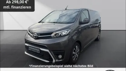 Gebraucht Toyota Proace Verso Comfort 144 PS (105 kW) 2022 Grau Kombi