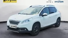 Weiß Gebraucht 2016 Peugeot 2008 Urban Move SUV | 5.750 € (Guter Preis)