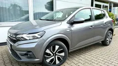 Grau Neu 2025 Dacia Sandero Expression Kleinwagen | 17.395 € (Fairer Preis)