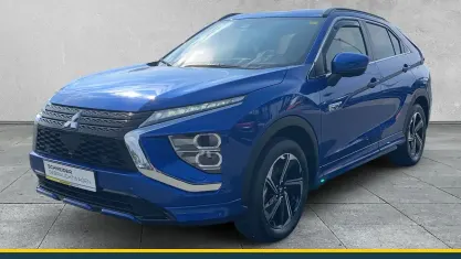 Gebraucht Mitsubishi Eclipse Cross Plus 98 PS (72 kW) 2022 Blau SUV