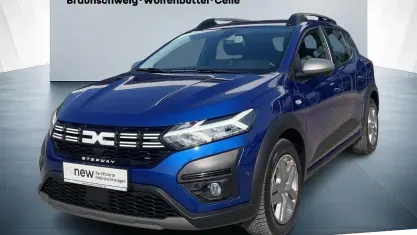 Gebraucht Dacia Sandero Expression 101 PS (74 kW) 2023 Blau Limousine