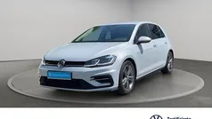 Weiß Gebraucht 2017 VW Golf VII Highline Limousine | 17.480 € (Teuer)