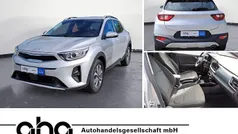 Silber Gebraucht 2022 Kia Stonic Vision SUV | 15.360 € (Guter Preis)