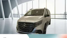 Hightechsilber metallic Gebraucht 2024 Mercedes V220 Style Van / Kleinbus | 68.950 €